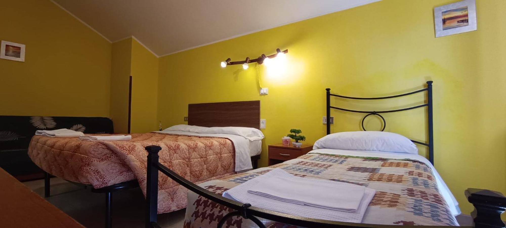 Complesso Turistico Aurora - Camere B&B Poggio Picenze Bagian luar foto