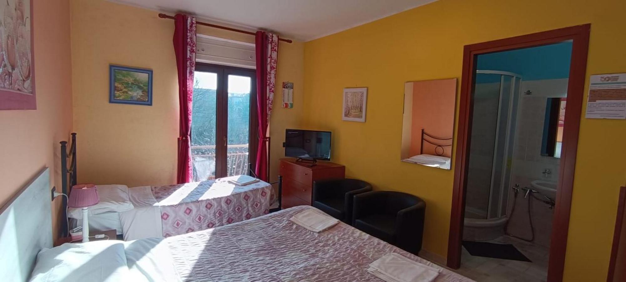 Complesso Turistico Aurora - Camere B&B Poggio Picenze Bagian luar foto