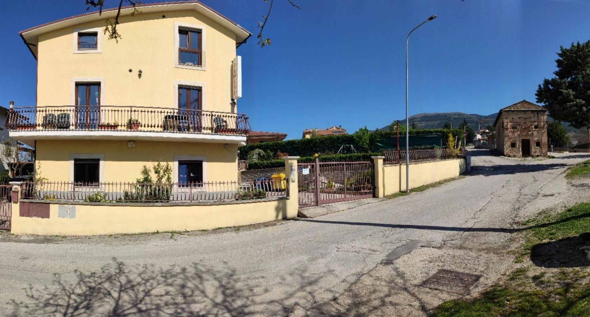 Complesso Turistico Aurora - Camere B&B Poggio Picenze Bagian luar foto