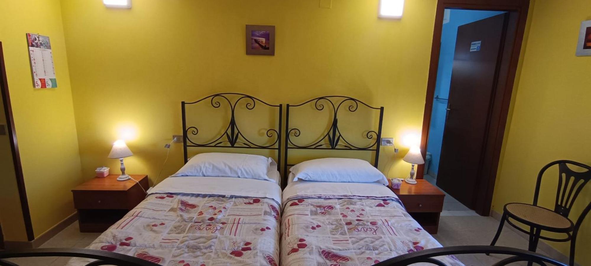 Complesso Turistico Aurora - Camere B&B Poggio Picenze Bagian luar foto
