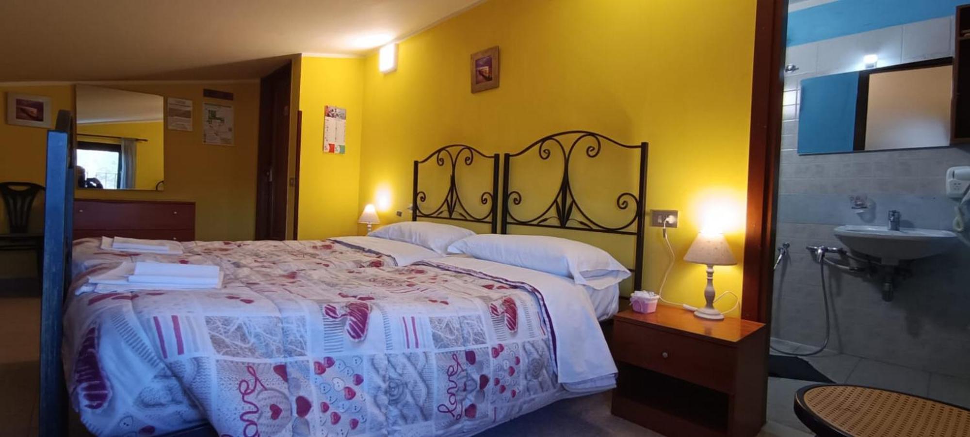 Complesso Turistico Aurora - Camere B&B Poggio Picenze Bagian luar foto